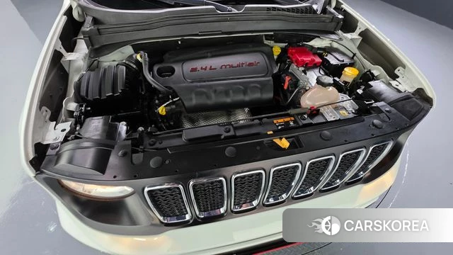 Jeep Renegade id 4495731 из Кореи 29