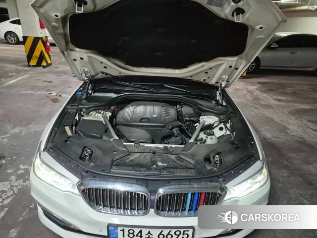 BMW 5 Series (G30) id 3801747 из Кореи 13