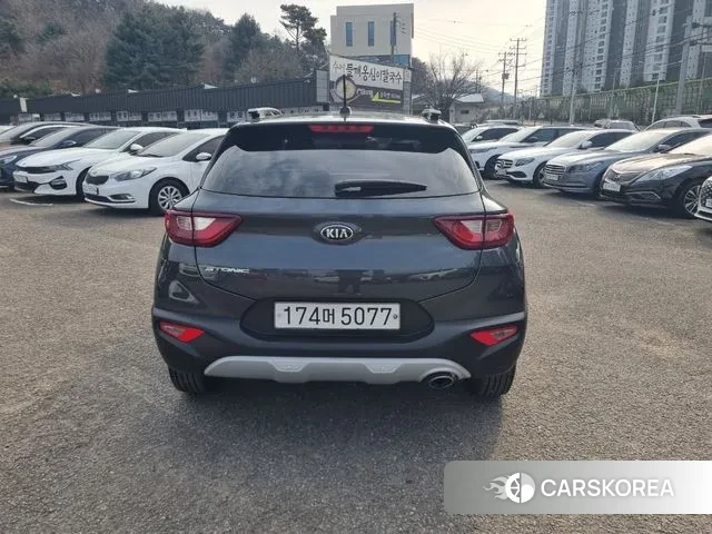 Kia Stonic id 3617302 из Кореи 16