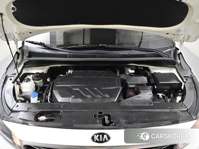 Kia The New Carnival id 3425529 из Кореи 16