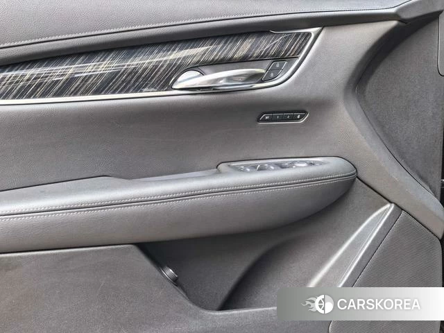 Cadillac XT6 id 4213614 из Китая 12