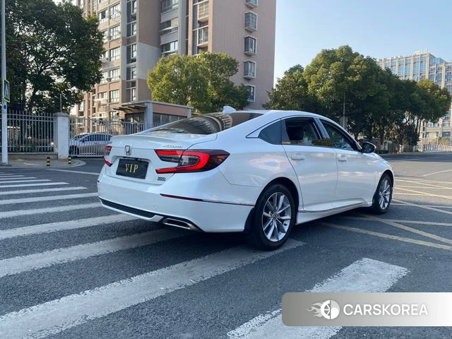 Honda Accord 2022 Белый из Китая, фото 6