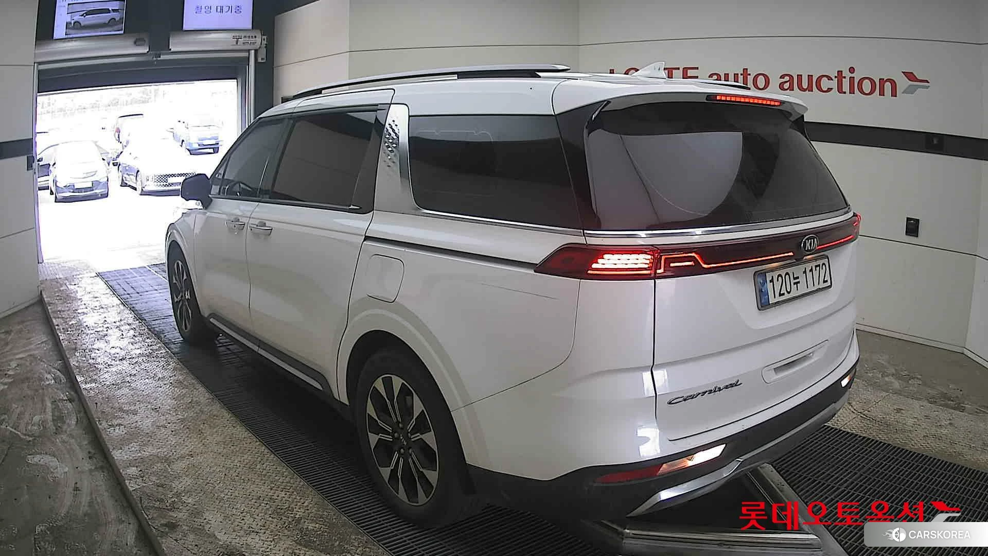 Kia Carnival id 3888386 из Кореи 33