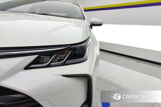 Toyota Corolla id 3913864 из Китая 13