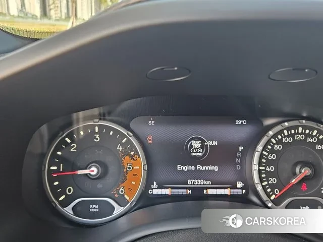 Jeep Renegade id 3041984 из Кореи 7