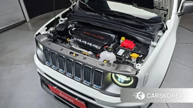 Jeep Renegade id 3771683 из Кореи 16