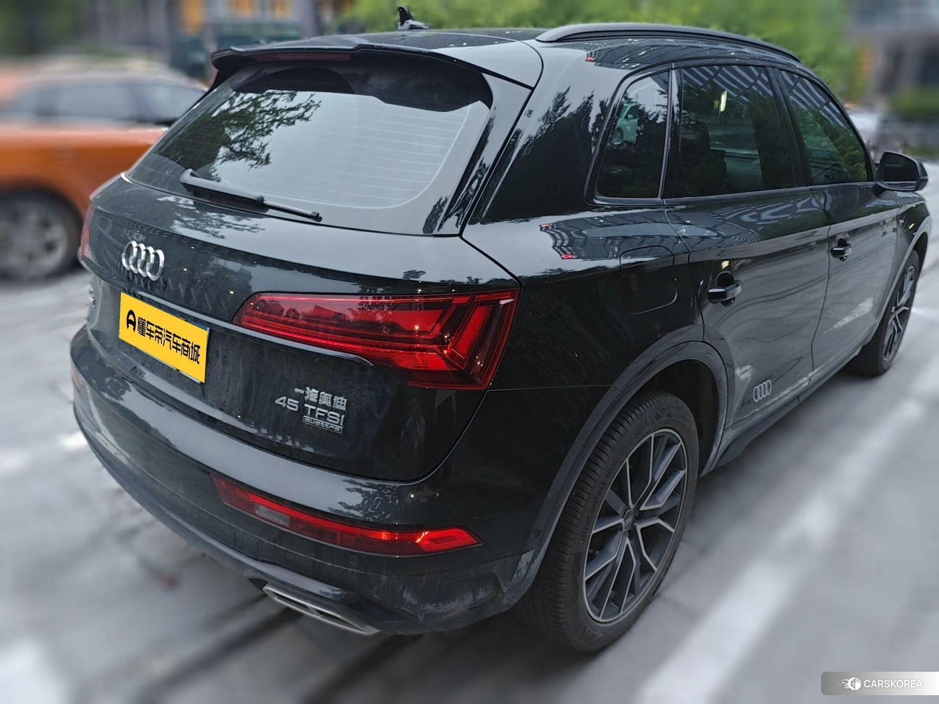Audi Q5L id 4510811 из Китая 17