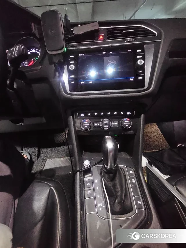 Volkswagen Tiguan second Generation 2018 Белый из Кореи, фото 6