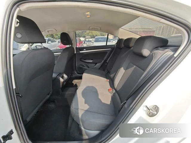 Volkswagen Bora id 4260098 из Китая 8