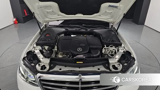 Mercedes-Benz E-Class W213 id 3622118 из Кореи 16