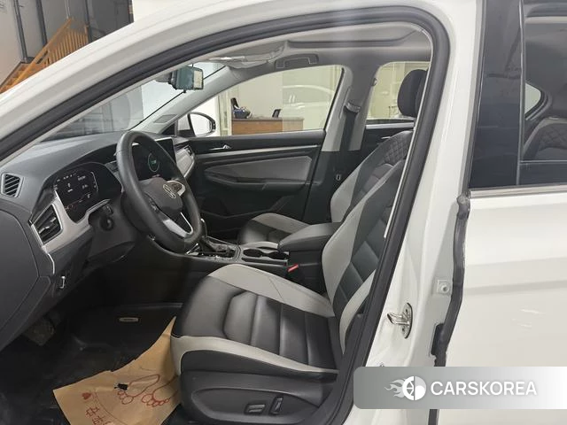 Volkswagen Bora id 4273909 из Китая 15