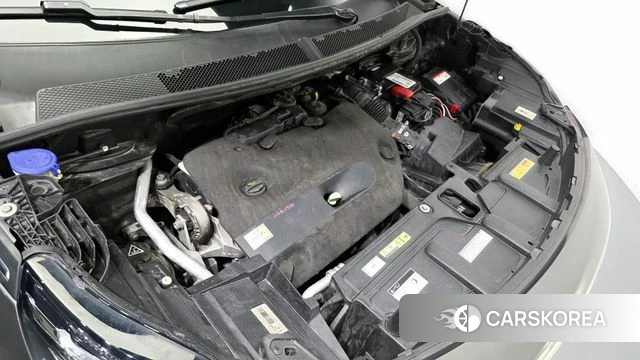 Peugeot 5008 second generation id 4390392 из Кореи 16