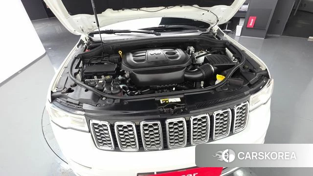 Jeep Grand Cherokee id 4573390 из Кореи 16