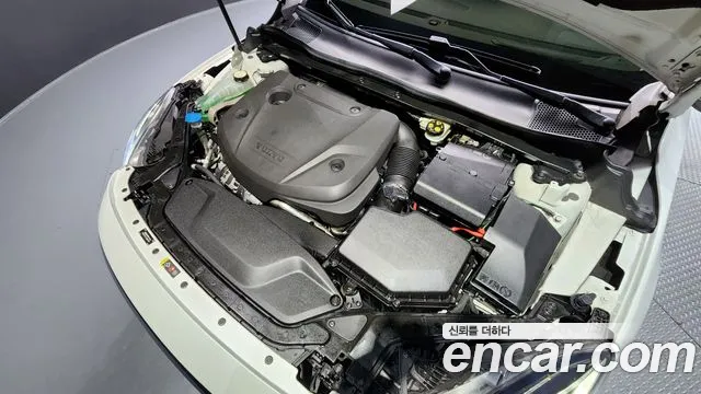 Volvo V40 Cross-Country id 2528201 из Кореи 16