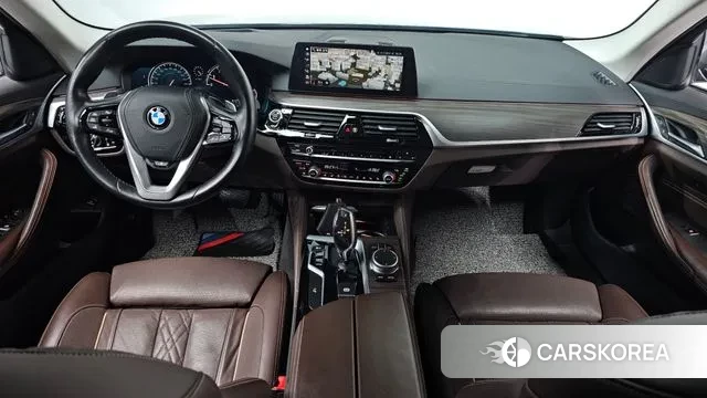 BMW 5 Series (G30) id 3547434 из Кореи 16