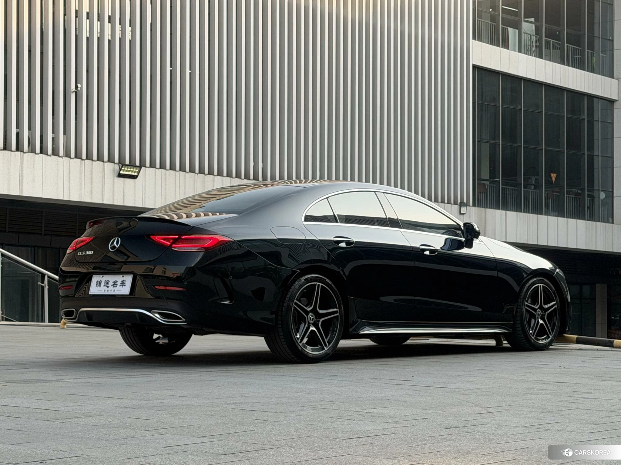 Mercedes-Benz CLS id 4498619 из Китая 21