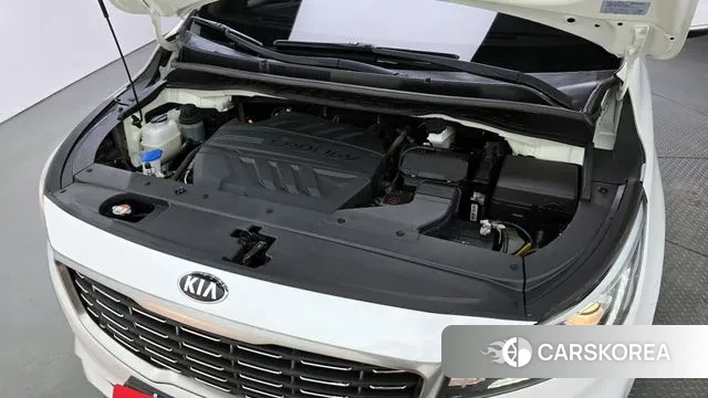 Kia The New Carnival id 2932246 из Кореи 16