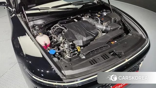 Hyundai Grandeur (GN7) id 3031886 из Кореи 16