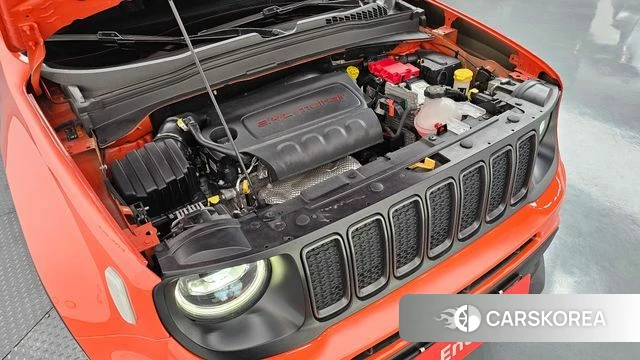 Jeep Renegade id 4396210 из Кореи 35