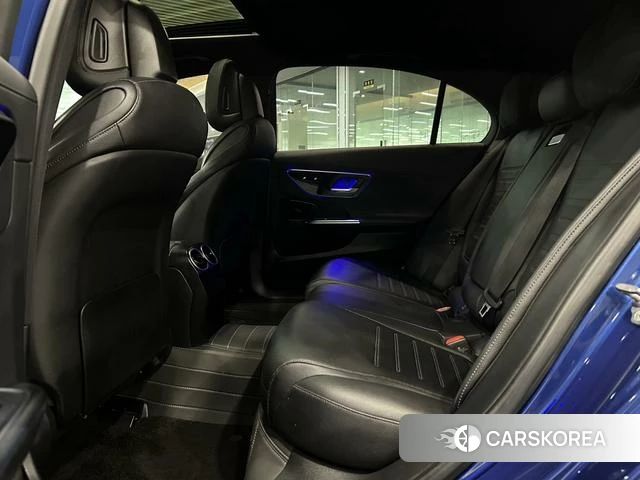Mercedes-Benz Class C id 4380702 из Китая 17