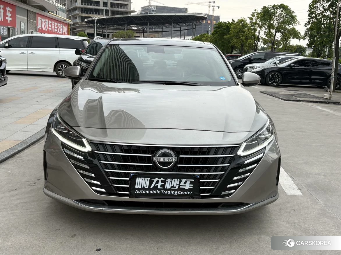 Nissan Teana 2022 Серебристо-серый из Китая, фото 6