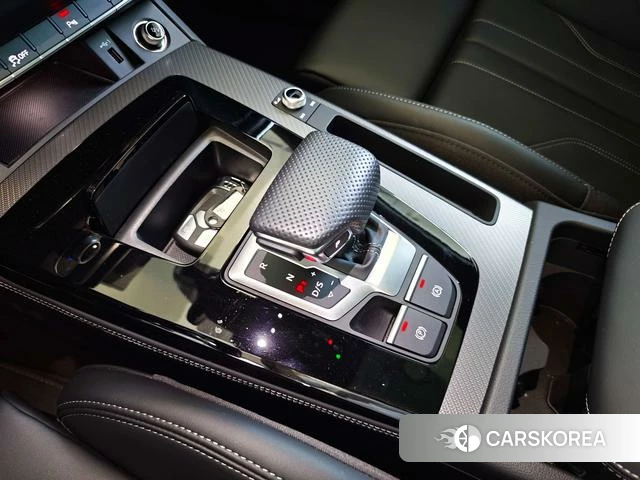 Audi Q5L id 4307687 из Китая 23