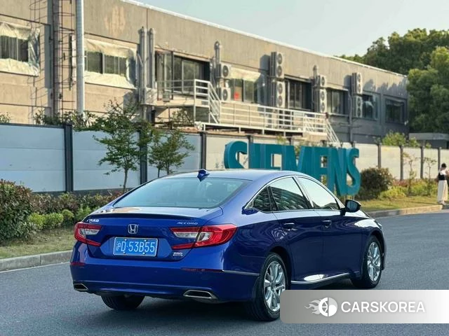 Honda Accord id 4240547 из Китая 9