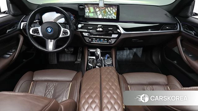 BMW 5 Series (G30) id 4894099 из Кореи 33