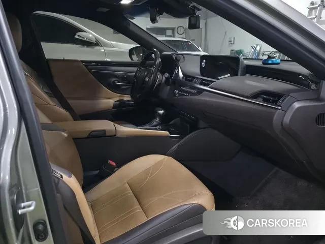 Lexus ES300h 7th generation id 3423048 из Кореи 16