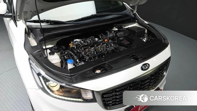Kia The New Carnival id 4652142 из Кореи 16