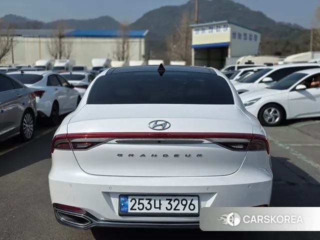 Hyundai The New Grandeur IG id 3694817 из Кореи 16