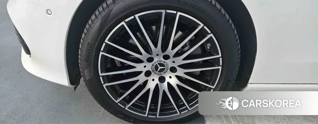 Mercedes-Benz C-Class W206 2025 Белый из Кореи, фото 6