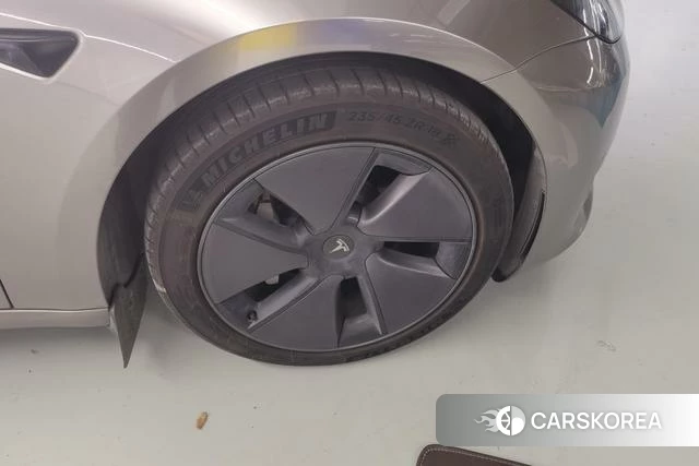 Tesla Model 3 id 3945060 из Китая 13