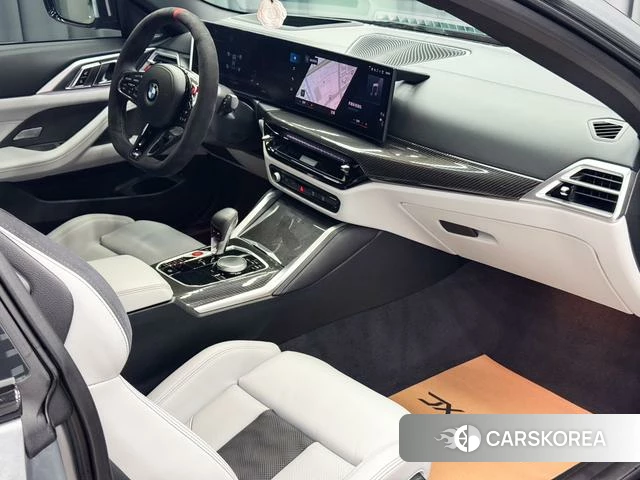 BMW M4 2025 Серебристо-серый из Китая, фото 6