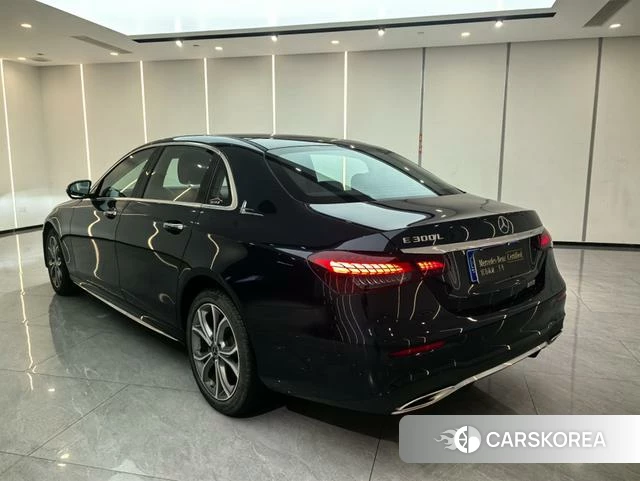 Mercedes-Benz E-class id 4276769 из Китая 12