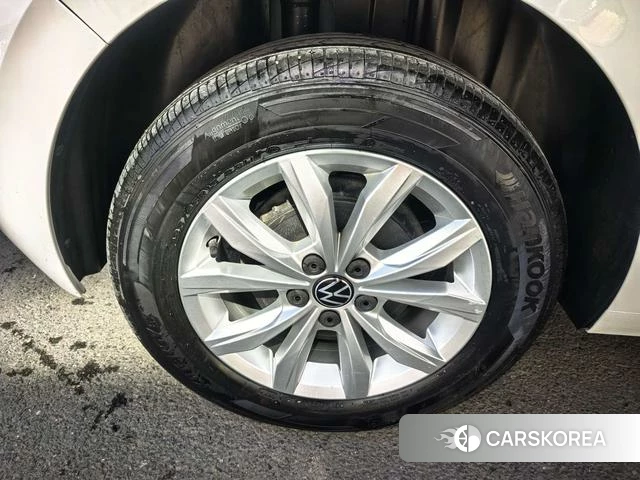 Volkswagen Polo id 4207571 из Китая 14