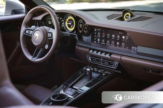 Porsche 911(992) id 4871263 из Кореи 11