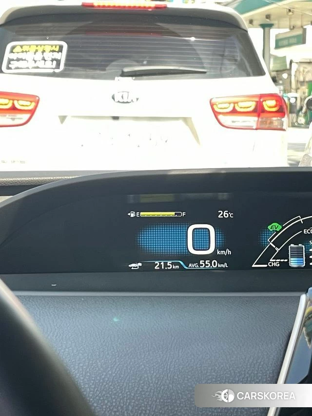 Toyota Prius 4th Generation 2019 Белый из Кореи, фото 6