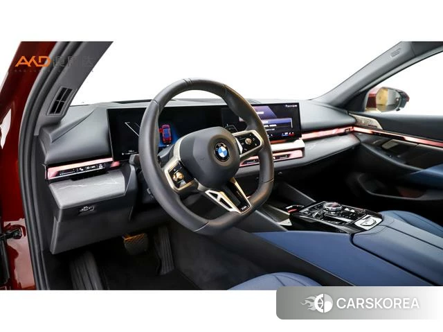BMW 5 series 2024 Красный из Китая, фото 5