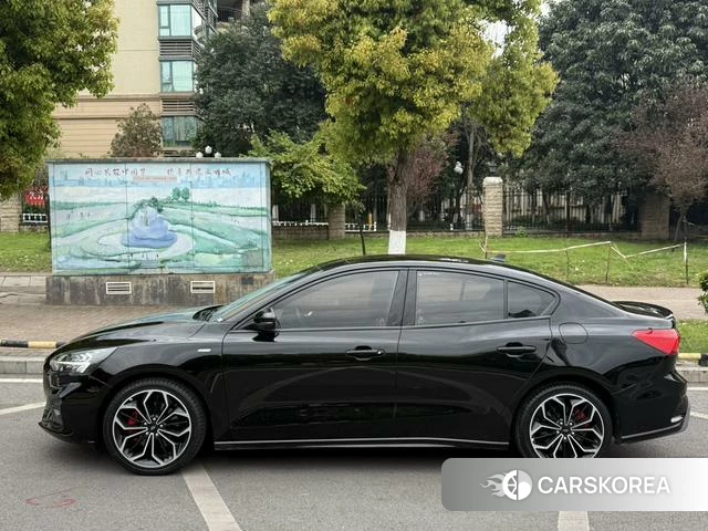 Ford Fox id 3919479 из Китая 32