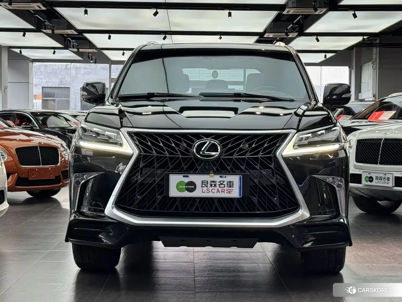Lexus LX id 4622682 из Китая 13