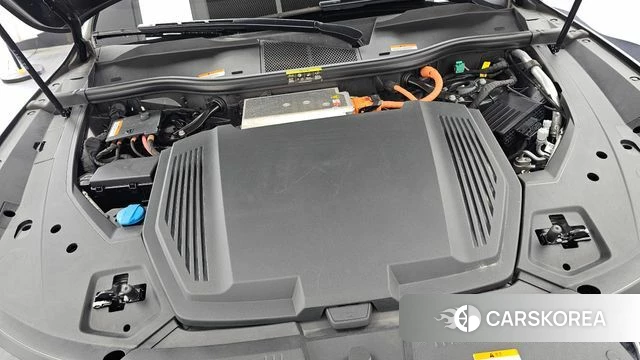 Audi e-Tron id 4650999 из Кореи 30