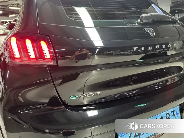 Peugeot e-208 second Generation id 3041329 из Кореи 16