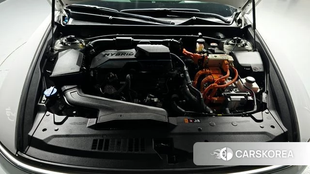 Hyundai Grandeur Hybrid (GN7) id 4854321 из Кореи 31