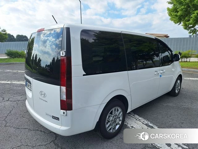 Hyundai Staria id 4948447 из Кореи 12