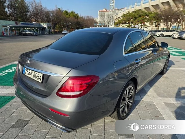 Mercedes-Benz E-Class W213 id 3885679 из Кореи 13