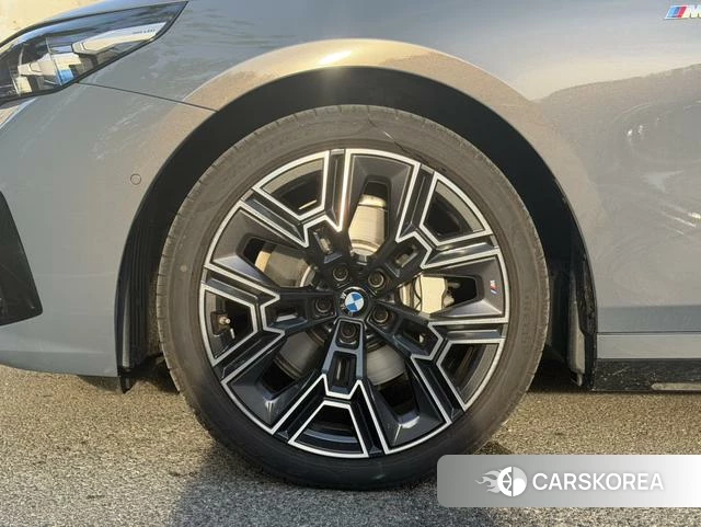 BMW 5 series id 4257005 из Китая 15