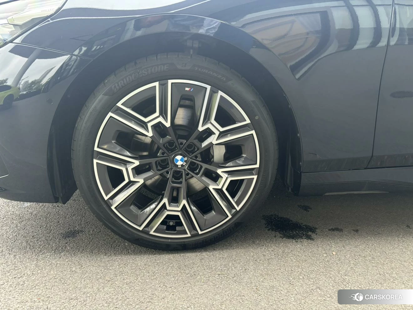 BMW 5 series 2024 Черный из Китая, фото 6