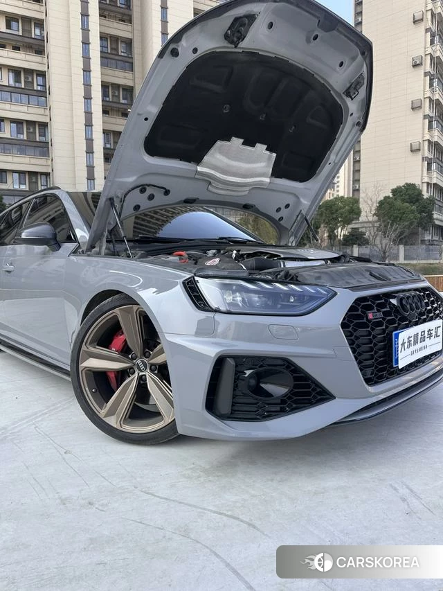 Audi RS 4 id 4272794 из Китая 15