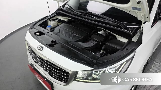Kia The New Carnival id 4610508 из Кореи 16
